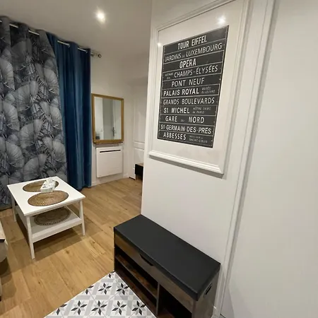 شقة Montmartre Cosy باريس